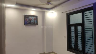 Bedroom Image of 1100 Sq.ft 3 BHK Builder Floor for rent in Dwarka Mor New Delhi for Rs. 18500