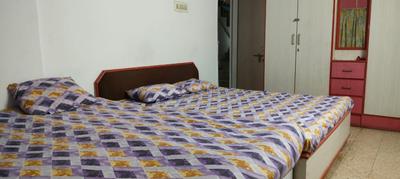 Bedroom Image of Dwarikadhish PG  in Navrangpura, Ahmedabad