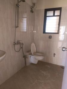 Common Bathroom Image of 1425 Sq.ft 3 BHK Apartment / Flat for sale in DB Orchid Suburbia, Kandivali West Mumbai for Rs. 35000000