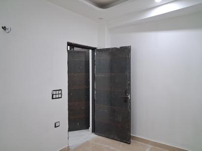 Bedroom Image of 1050 Sq.ft 2 BHK Apartment / Flat for sale in Sector 101 Noida for Rs. 4499999