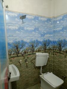 Bathroom Image of 600 Sq.ft 1 BHK Builder Floor for rent in Mahalakshmi Nagar Indore for Rs. 12500