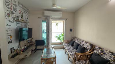 Living Room Image of 708 Sq.ft 2 BHK Apartment / Flat for sale in Dosti West County Oak, Thane West Thane for Rs. 10000000