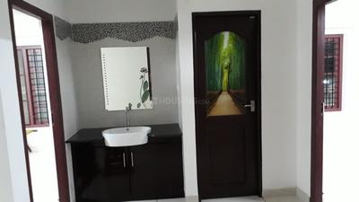Hall Image of 1600 Sq.ft 2 BHK Builder Floor for rent in Kadavanthra Kochi for Rs. 20000