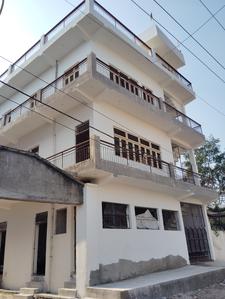 Image of Om in Amrai Gaon, Lucknow