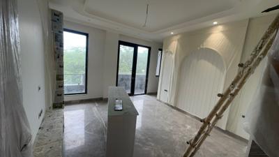 4 BHK Independent Builder Floor