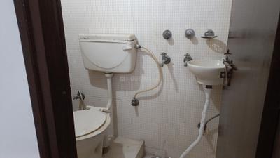 Image of 650 Sq.ft 2 BHK Builder Floor for rent in Govindpuri, New Delhi for Rs. 15000