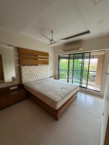 Bedroom Image of 820 Sq.ft 2 BHK Apartment / Flat for sale in Gokul Blossom, Juhu Mumbai for Rs. 50000000