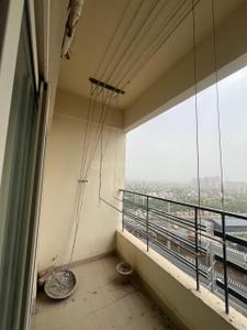 Balcony Image of 435 Sq.ft 1 RK Apartment / Flat for rent in Paramount Golfforeste Oak & Pine, Surajpur Greater Noida for Rs. 15000