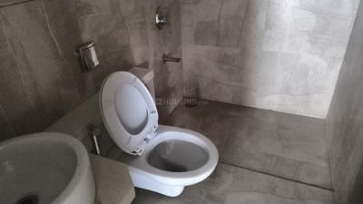 Image of 1240 Sq.ft 2 BHK Apartment / Flat for sale in JP Decks, Malad East, Mumbai for Rs. 30000000