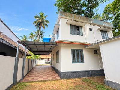 Image of 1625 Sq.ft 4 BHK Independent House for sale in Kayamkulam, Alappuzha for Rs. 6800000