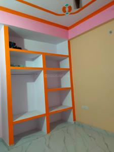 Bedroom Image of 1500 Sq.ft 2 BHK Builder Floor for rent in Gomti Nagar Lucknow for Rs. 16000