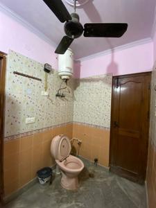 Bathroom Image of 2400 Sq.ft 3 BHK Builder Floor for rent in Sector 49 Noida for Rs. 50000