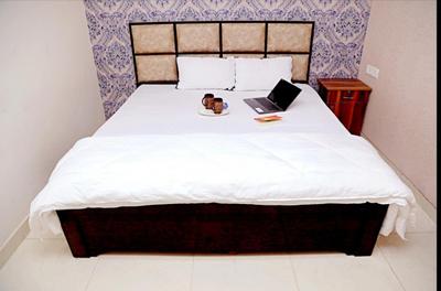 Bedroom Image of 900 Sq.ft 2 BHK Apartment / Flat for rent in Rajpur Khurd Extension New Delhi for Rs. 23000