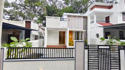 Image of 1100 Sq.ft 3 BHK Independent House for sale in Malayinkeezh, Thiruvananthapuram for Rs. 5200000