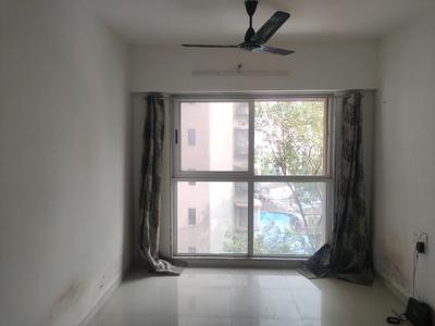 Living Room Image of 500 Sq.ft 1 BHK Apartment / Flat for sale in Hiranandani Regent Hill A B C D And E Wing, Powai Mumbai for Rs. 18500000