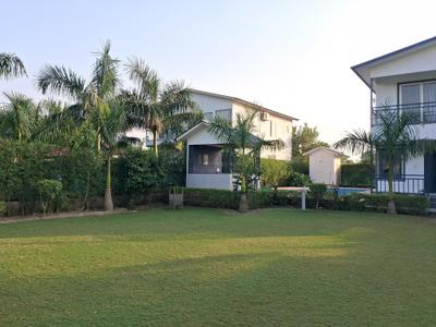 Image of 1650 Sq.ft 3 BHK Villa for sale in Dkrrish Alaska Farms, Nagli Bahrampur, Noida for Rs. 16500000