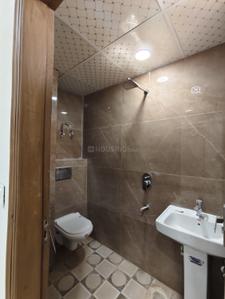 Image of 1400 Sq.ft 3 BHK Apartment / Flat for sale in Malik Hindustan Apartment, Sector 104, Noida for Rs. 6800000