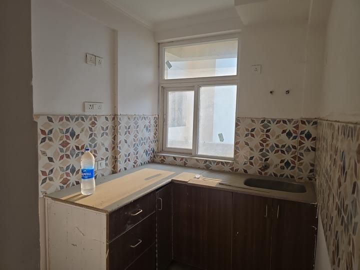 Amrapali Riverview Main Image 1