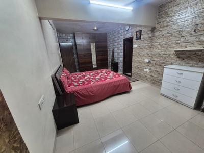 Bedroom Image of 1200 Sq.ft 2 BHK Apartment / Flat for sale in Royal Classic CHS, Andheri West Mumbai for Rs. 33000000
