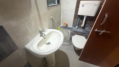 Bathroom Image of 1035 Sq.ft 2 BHK Apartment / Flat for sale in GK Rose Icon, Pimple Saudagar Pune for Rs. 10000000
