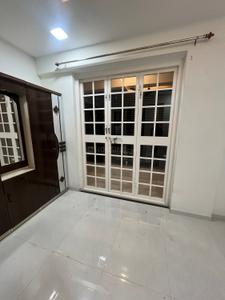 Bedroom Image of 1000 Sq.ft 2 BHK Apartment / Flat for rent in Krishnaraj Residency, Miraj Sangli for Rs. 15000