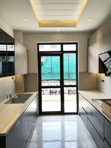 Kitchen Image of 700 Sq.ft 3 BHK Apartment / Flat for sale in ROF Aalayas Phase 2, Sector 102 Gurgaon for Rs. 8400000