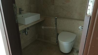 Image of 750 Sq.ft 2 BHK Apartment / Flat for sale in Sheth Auris Bliss, Malad West, Mumbai for Rs. 19900000