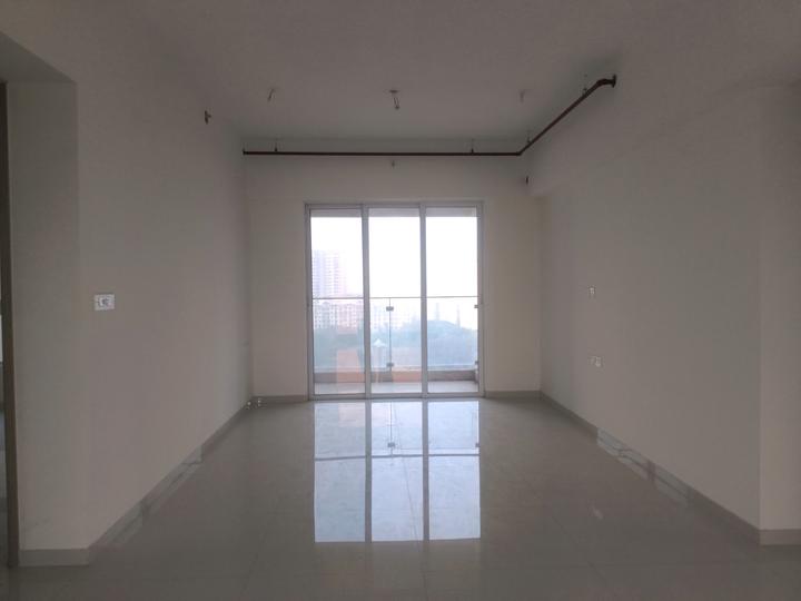 Wadhwa TW Gardens Main Image 1