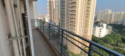 Balcony Image of 1600 Sq.ft 3 BHK Apartment / Flat for sale in DLF The Primus, Sector 82A Gurgaon for Rs. 28500000