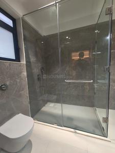 Bathroom Image of 3520 Sq.ft 5 BHK Apartment / Flat for sale in Chembur Mumbai for Rs. 90000000