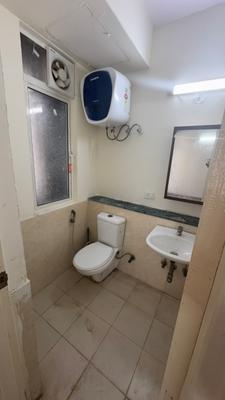 Image of 1280 Sq.ft 3 BHK Apartment / Flat for rent in Jaypee Kosmos, Sector 134, Noida for Rs. 32000