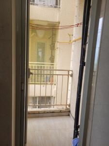 Balcony Image of 310 Sq.ft 1 RK Apartment / Flat for rent in Hiranandani Solitaire, Thane West Thane for Rs. 35000