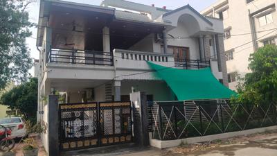Image of 2400 Sq.ft 4 BHK Duplex for rent in Surendra Place, Narayan Nagar, Bhopal for Rs. 65000