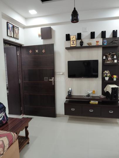 Prathna Pearl Main Image 1