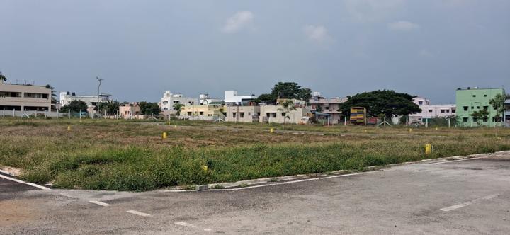 Karamadai Main Image 1