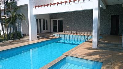 Image of 6000 Sq.ft 4.5 BHK Independent House for rent in Uthandi, Chennai for Rs. 135000
