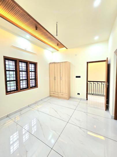 Pukkattupady Main Image 1