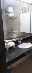 Progressive's Solitaire Bathroom 2