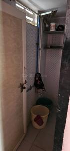 Bathroom Image of 850 Sq.ft 1 BHK Apartment / Flat for sale in Palanpur Jakatnaka Surat for Rs. 1600000