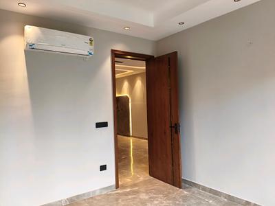 Bedroom Image of 1800 Sq.ft 3 BHK Builder Floor for sale in Paramount Luxury Malibu Town, Sector 47 Gurgaon for Rs. 30000000