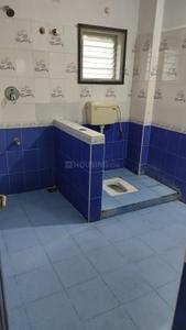 Bathroom Image of 1300 Sq.ft 3 BHK Apartment / Flat for rent in Madipakkam Chennai for Rs. 30000
