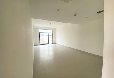 Hall Image of 2572 Sq.ft 3 BHK Villa for sale in Dubai South Dubai for Rs. 82940000