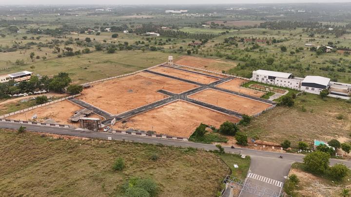 EVEREST BROOKS DALE Main Image 1