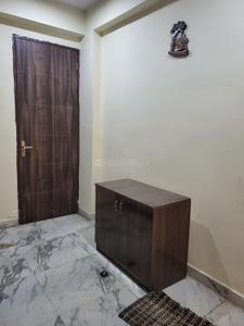 Bedroom Image of 420 Sq.ft 1 BHK Apartment / Flat for rent in Kapashera New Delhi for Rs. 18000