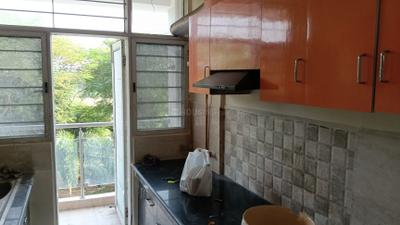 Kitchen Image of 1350 Sq.ft 2 BHK Apartment / Flat for rent in R G Euphoria, Vrindavan Yojana Lucknow for Rs. 17000