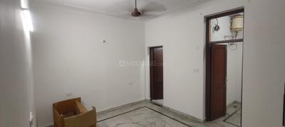 Bedroom Image of 1500 Sq.ft 3 BHK Builder Floor for rent in Tagore Garden Extension New Delhi for Rs. 50000