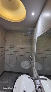 Bathroom Image of 2925 Sq.ft 4 BHK Builder Floor for sale in  RWA Block D1A Janakpuri, Janakpuri New Delhi for Rs. 65000000