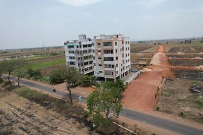 Image of 1650 Sq.ft Residential Plot / Land for sale in The Meadows, Gangur, Vijayawada for Rs. 3843000