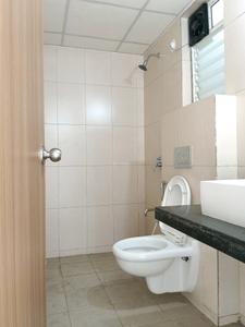 Bedroom One Image of 1100 Sq.ft 3 BHK Apartment / Flat for rent in Godrej Emerald, Kasarvadavali Thane for Rs. 36500
