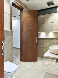 Common Bathroom Image of 2700 Sq.ft 4 BHK Builder Floor for sale in Paramount Luxury Floors Sushant Lok 3, Sector 57 Gurgaon for Rs. 35000000